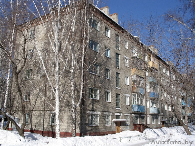 Продается двушка с гаражом в центре города! - Изображение #1, Объявление #540076