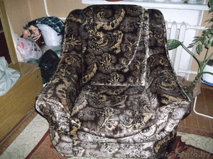 Мягкий уголок (в ОТЛИЧНОМ состоянии - диван +2 кресла) - Изображение #1, Объявление #538458